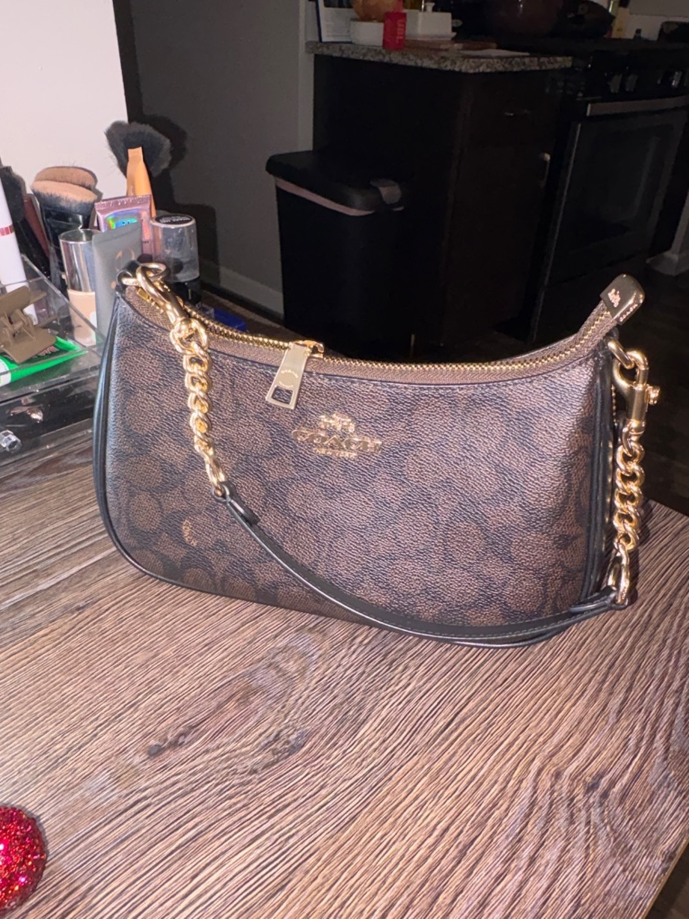 Coach Brown Signature Canvas Shoulder Bag with Gold Hardware - Picture 7 of 8